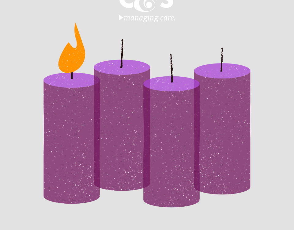 1. Advent mit einer brennenden Kerze